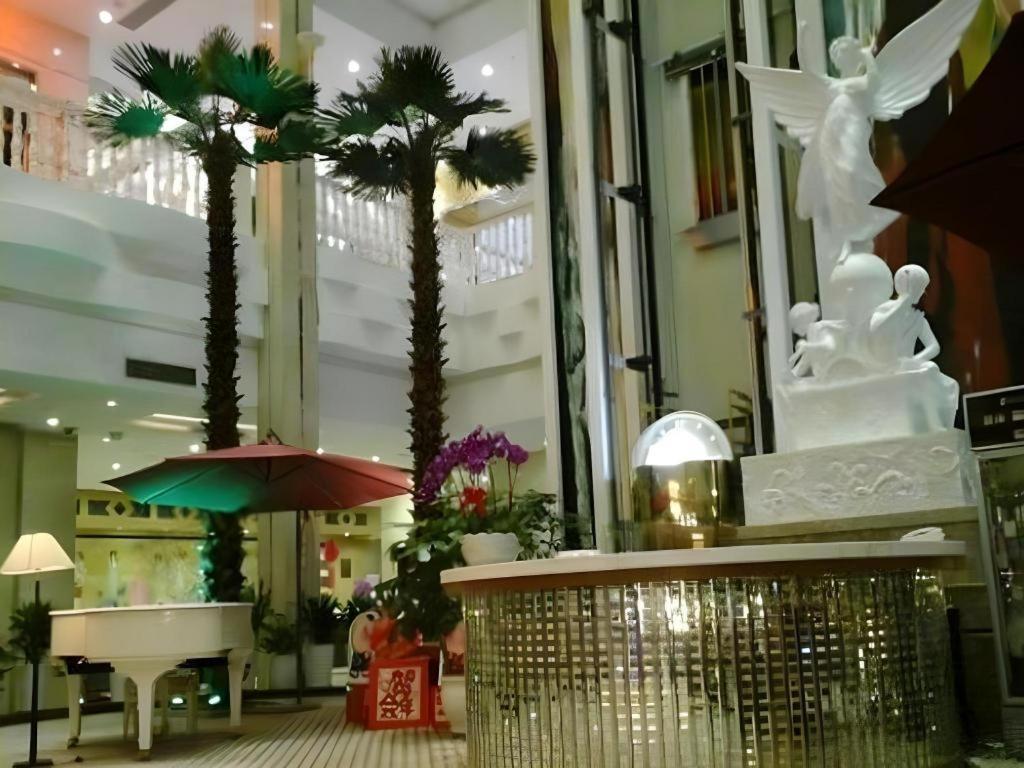 Yantai Bihai Hotel Экстерьер фото